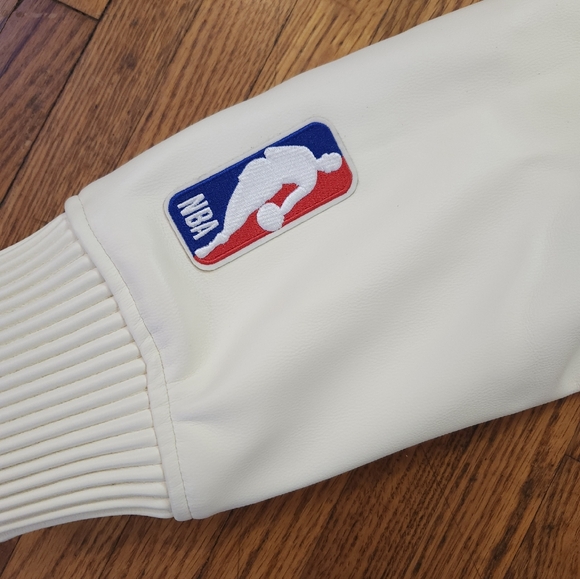 Cleveland Cavaliers Pro Standard Mens Jacket Vegan Leather Size L NBA - Picture 2 of 11